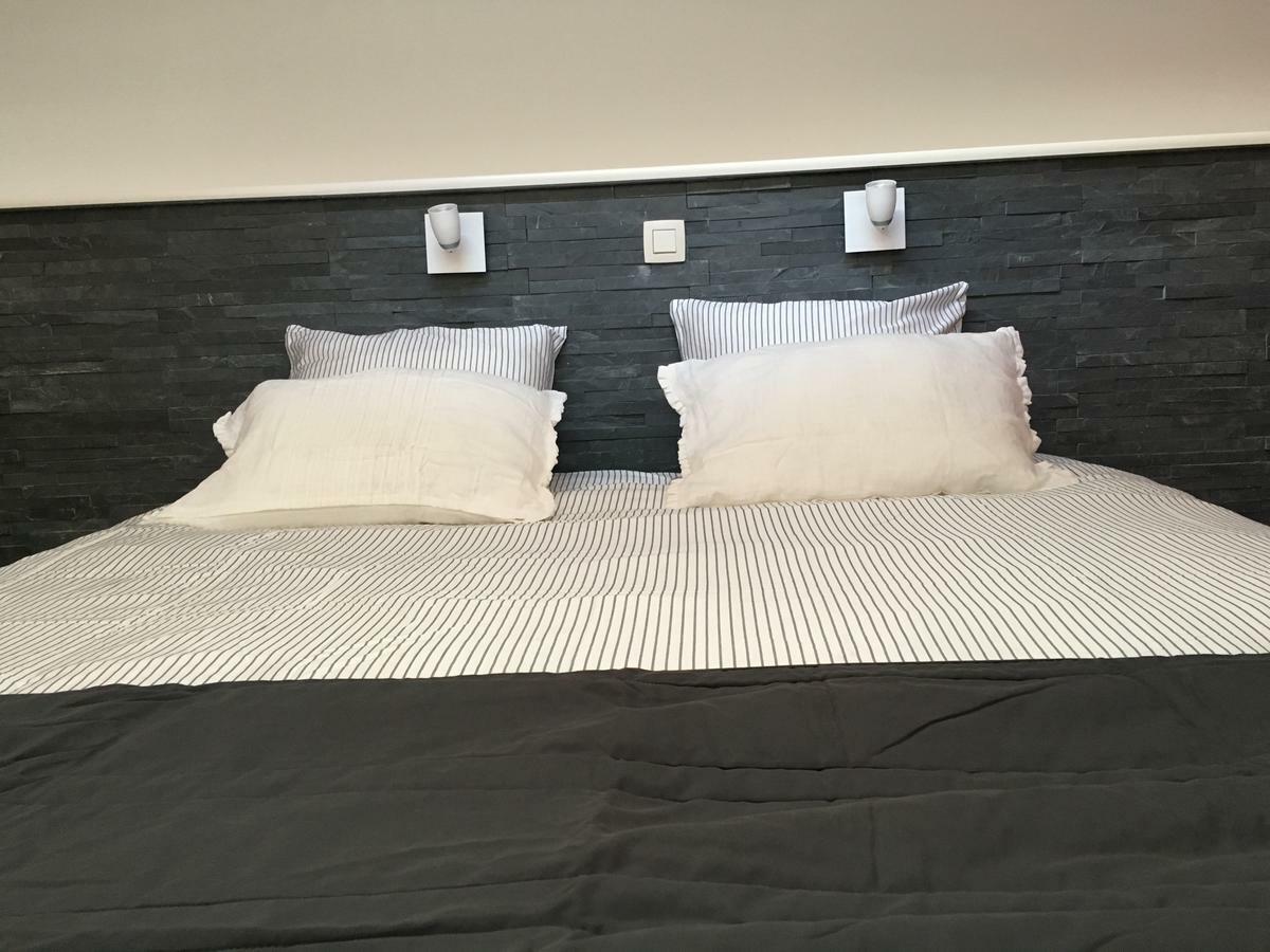 ניופורט B&B Le Grand Cabaret מראה חיצוני תמונה