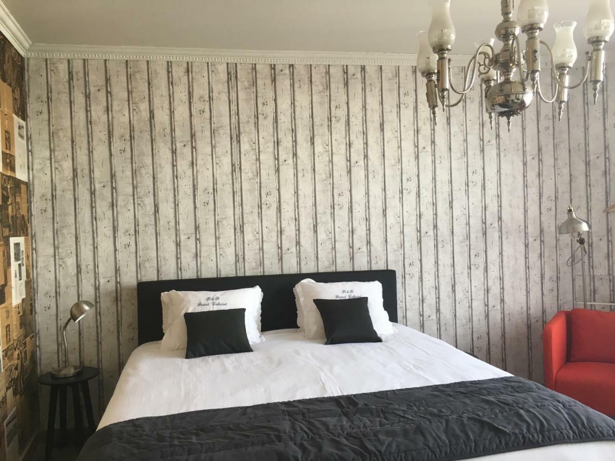 ניופורט B&B Le Grand Cabaret מראה חיצוני תמונה